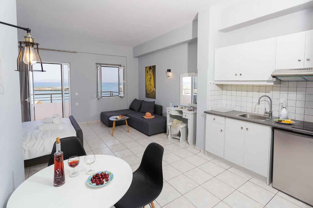 Sole Mare Seaside Apartments Gouvai Exteriör bild